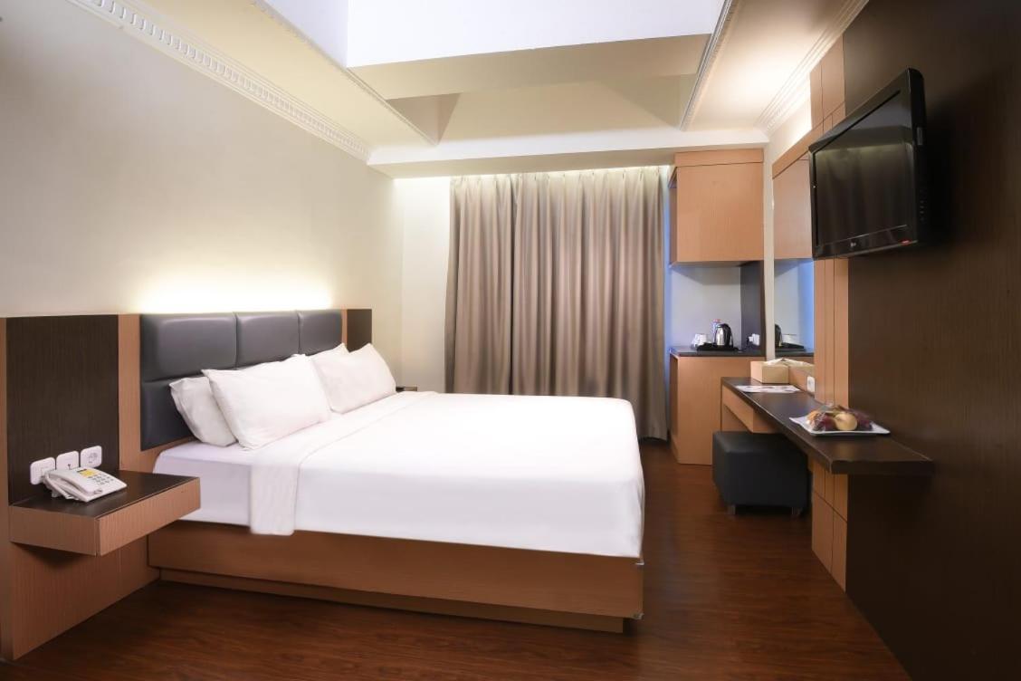 D'세노파티 말리오보로 그랜드 호텔 요그야카르타 외부 사진